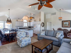 CAROLINA MOON Extra Dining Area