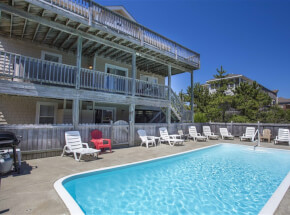 The pool at CAROLINA MOON