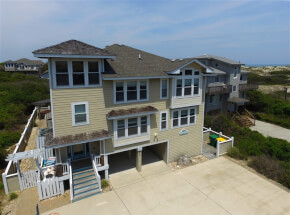 SEAS THE MOMENT Exterior