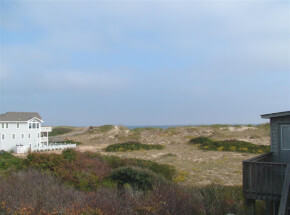 SEAS THE MOMENT View