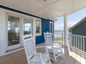 BILLIE'S BY THE SEA 1st Floor King Master