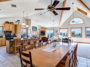 PORPOISE RUN Dining Area