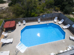 The pool at SHORE THING