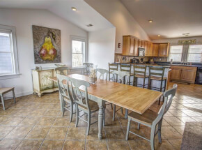 A LUCKY DUCK Kitchen