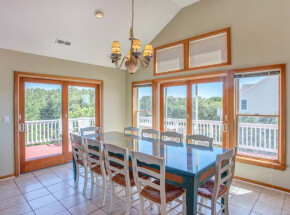 DUNE FINE Dining Area