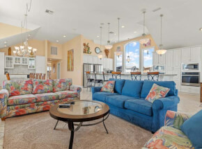 BEACH PALACE Kitchen