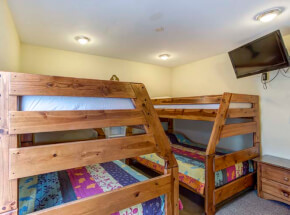 BEACH PALACE 1st Floor King Master 