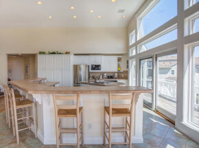 SEA ESCAPE Kitchen