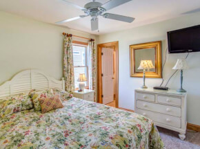 MOON BAY Ground Floor 2 Bunks Jr. Master