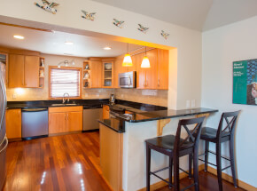 DUCK, DUCK, GOOSE Kitchen