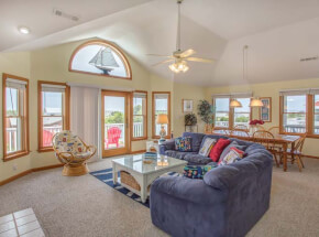 COOK'D DUCK Screened Porch