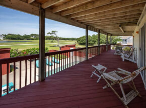 GOLFIN' DOLPHIN Ground Floor Rec Room