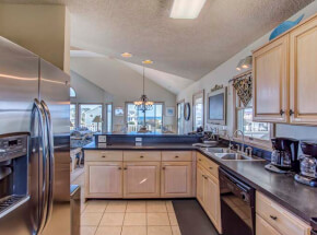 BEACH BLISS Kitchen