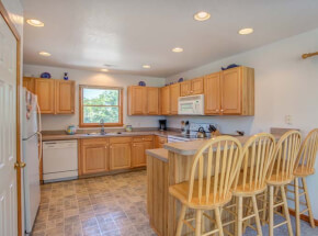 PEACEFUL BREEZE Kitchen