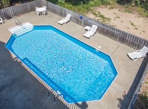 The pool at PEACEFUL BREEZE