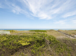 BEACH CASTLE View