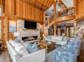 FOUR SEASONS RETREAT Kitchen
