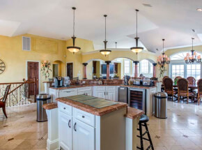 607 RITZ PALM PARADISE I Kitchen