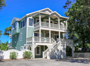 CONCH OUT Exterior