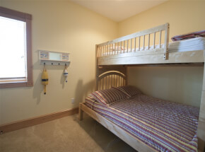 MacDADDY Ground Floor Pyramid Bunk