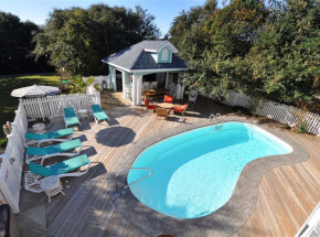 The pool at 