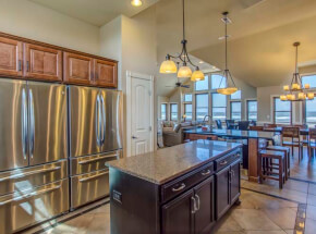 ABSOLUTE ELEGANCE 2nd Floor King Master
