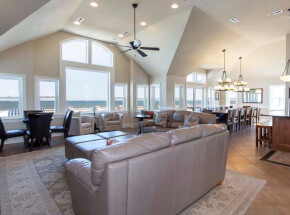 ABSOLUTE ELEGANCE 2nd Floor King Master