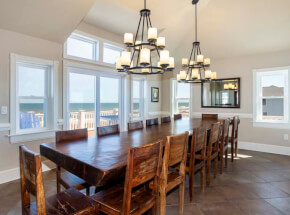 ABSOLUTE ELEGANCE Dining Area