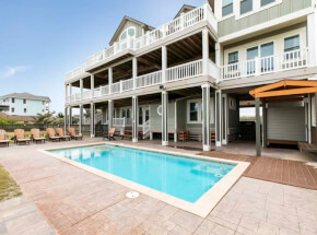 The pool at ABSOLUTE ELEGANCE