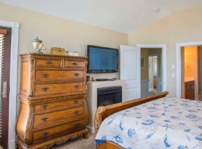 PERFECT TEN Oceanside Exterior