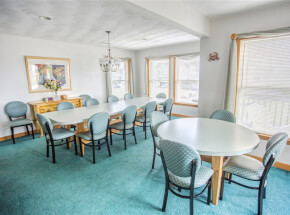 SUNNY DELIGHT Dining Area