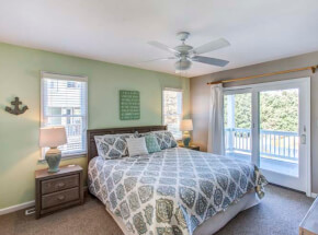VIRGINIA BREEZE 1st Floor Queen Master #2