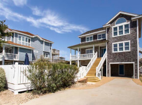 YANKEE BELLE Exterior