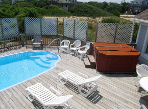 The pool at ZANZIBAR