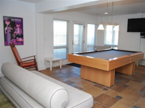 946 TERN BACK TIME Ground Floor Rec Room