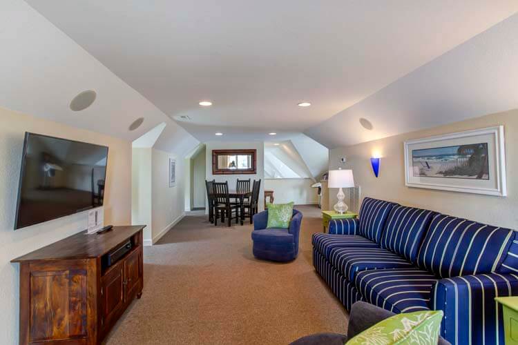 158 BLUE WAHOO OBX Vacation Rentals in Kill Devil Hills, NC