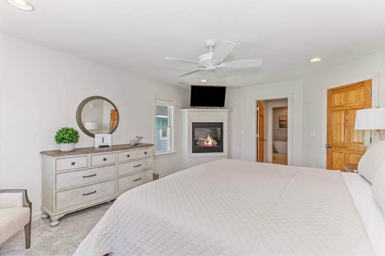 158 BLUE WAHOO OBX Vacation Rentals in Kill Devil Hills, NC