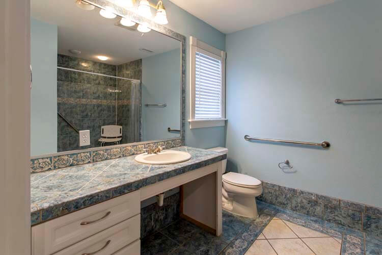 430 BEACH PALACE | OBX Vacation Rentals in Kill Devil Hills, NC