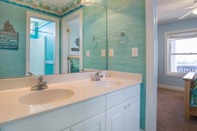 671 MORNING GLORY OBX Vacation Rentals in Kitty Hawk, NC