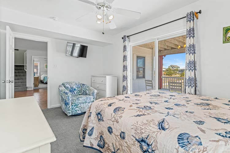 676 FIN AND FEATHER OBX Vacation Rentals in Nags Head, NC