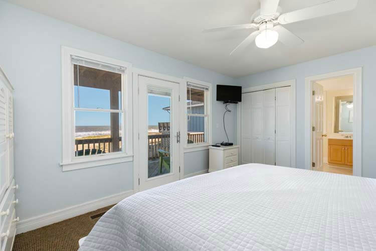 826 WHITECAPS OBX Vacation Rentals in Nags Head, NC