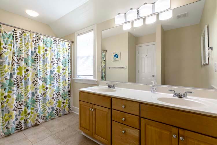 826 WHITECAPS OBX Vacation Rentals in Nags Head, NC