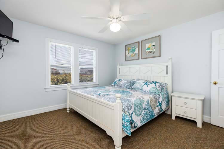 826 WHITECAPS OBX Vacation Rentals in Nags Head, NC