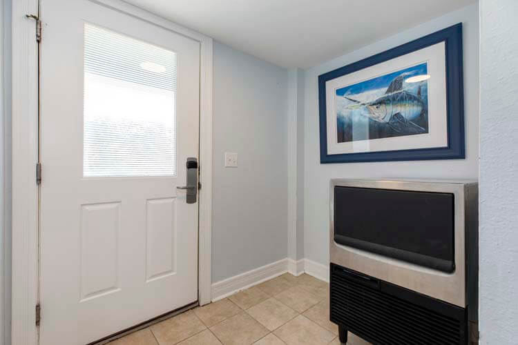 826 WHITECAPS OBX Vacation Rentals in Nags Head, NC