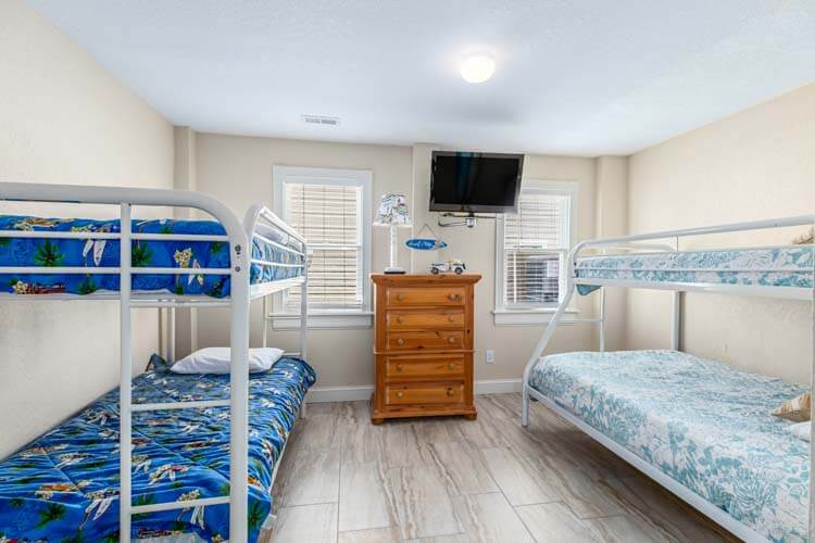 827 BAREFEET RETREAT OBX Vacation Rentals in Nags Head, NC